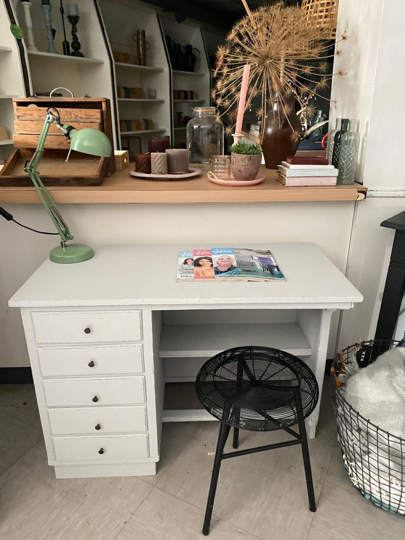 Brocantee bureau petit