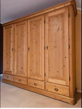 Grote demontabele 4 deurkast Dijon