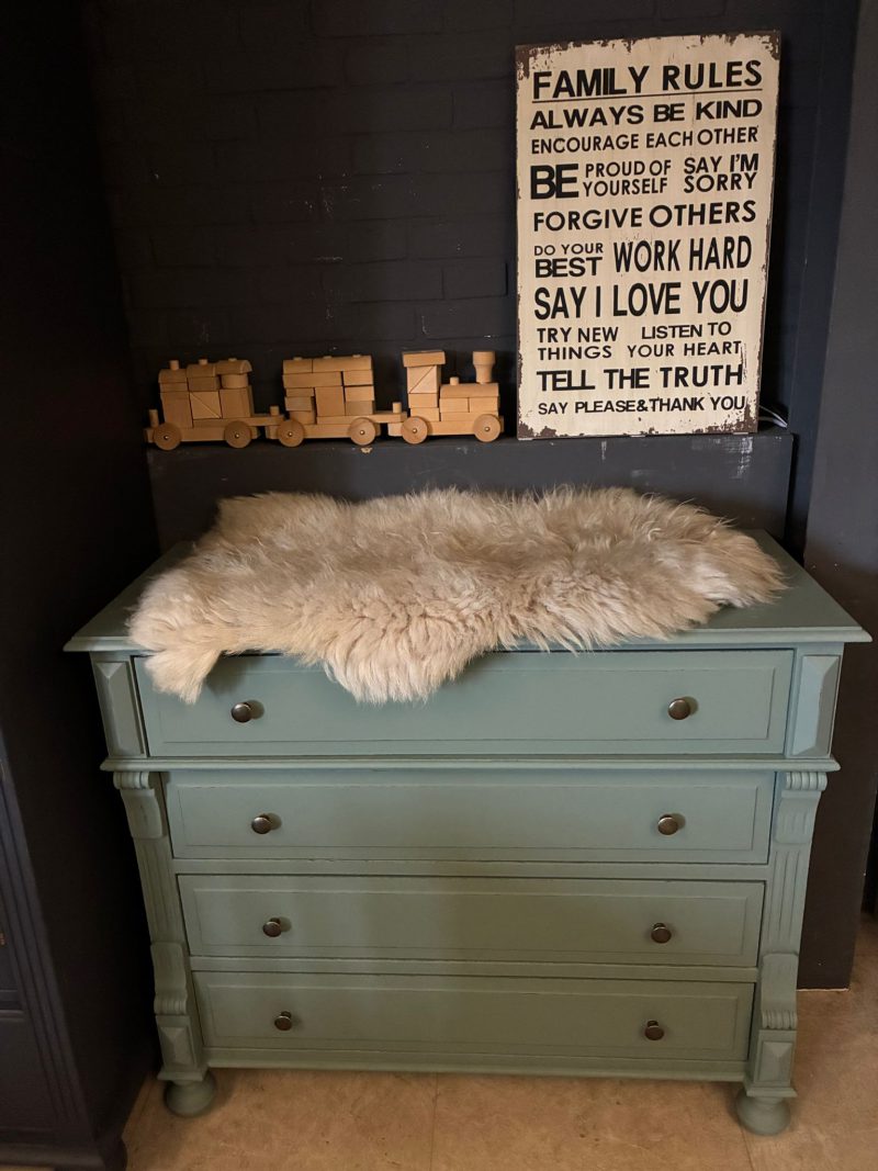 Brocante ladekast/ commode Nice