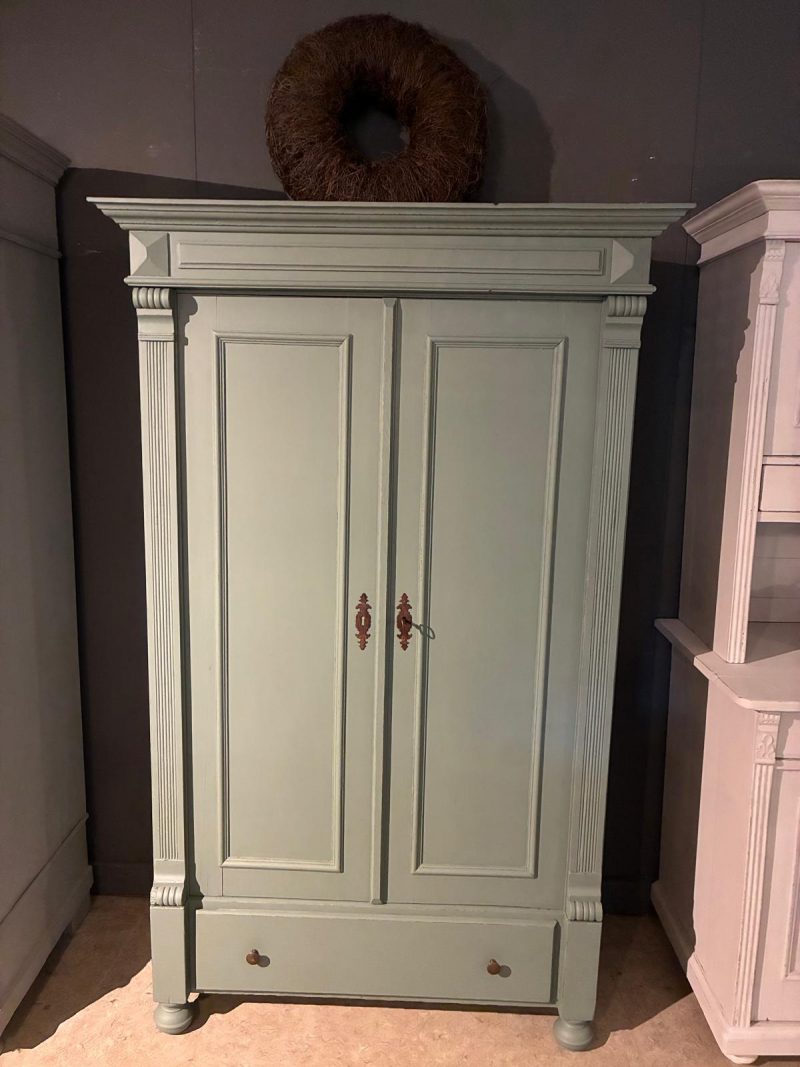 Brocante kast Dinant